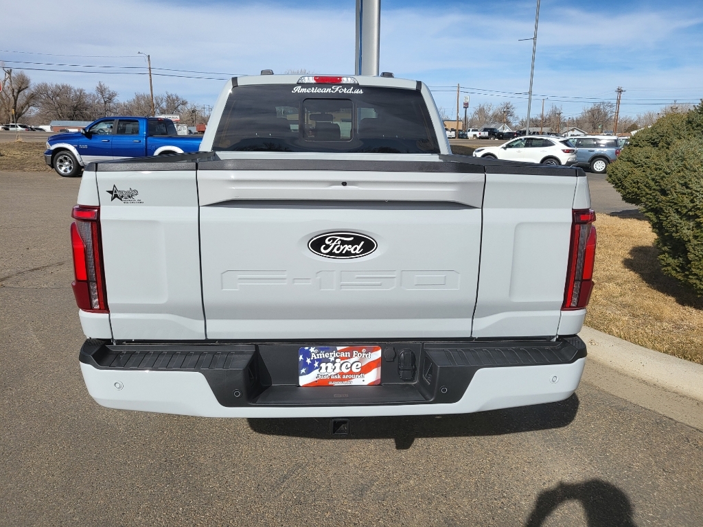 2026 Ford F-150 LARIAT - AVALANCHE exterior view 5