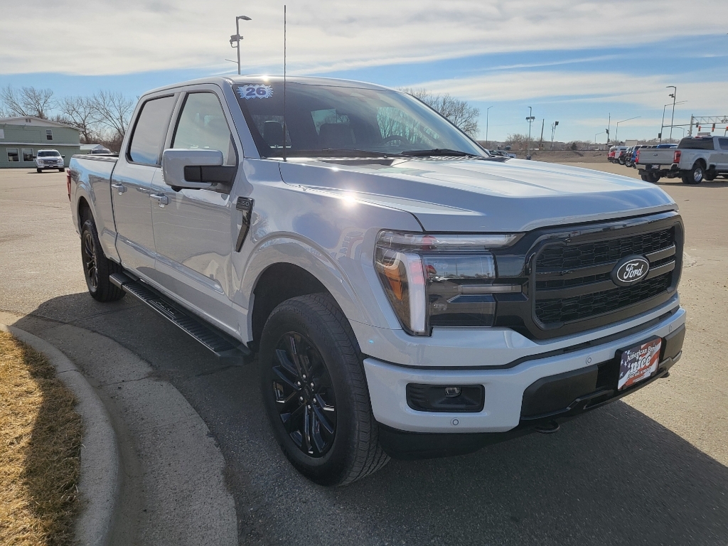 2026 Ford F-150 LARIAT - AVALANCHE exterior view 3