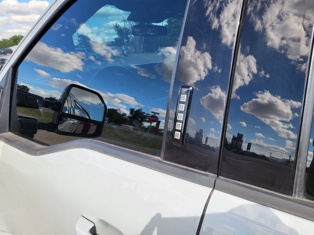 2023 Ford F-150 LARIAT - Avalanche exterior view 9