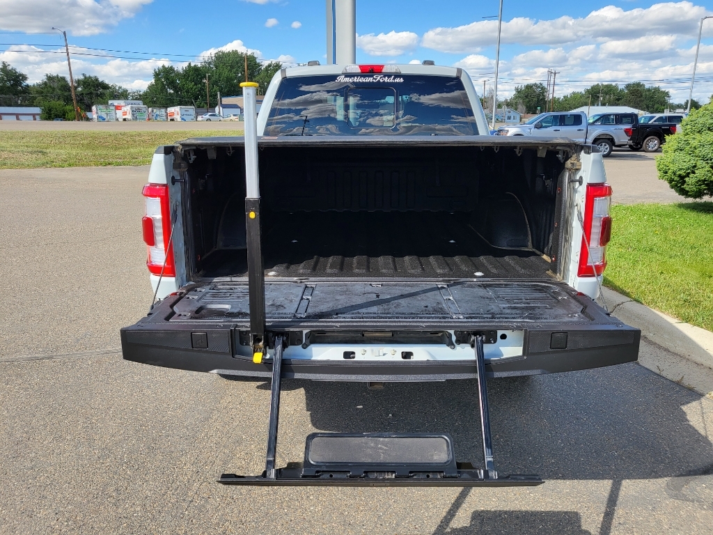 2023 Ford F-150 LARIAT - Avalanche exterior view 6