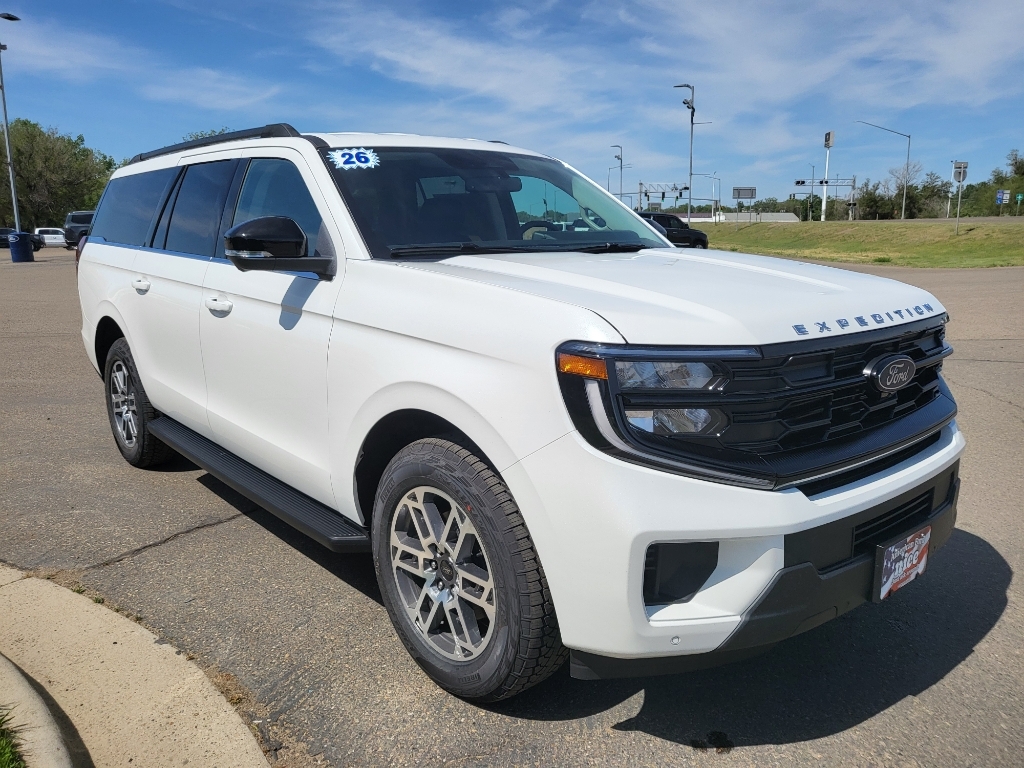 2026 Ford Expedition MAX Active - Star White Metallic Tri-Coat exterior view 3