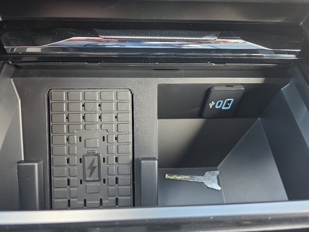 2026 Ford F-250 Super Duty - Carbonized Gray Metallic exterior view 17