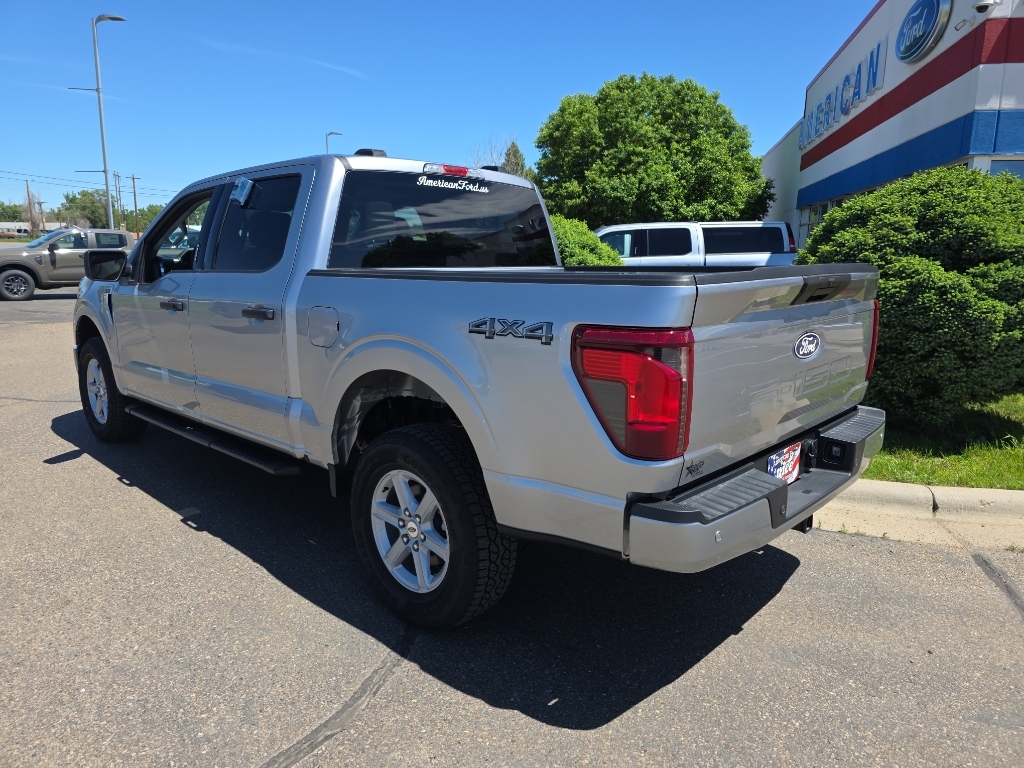 2026 Ford F-150 XLT - Iconic Silver Metallic exterior view 7