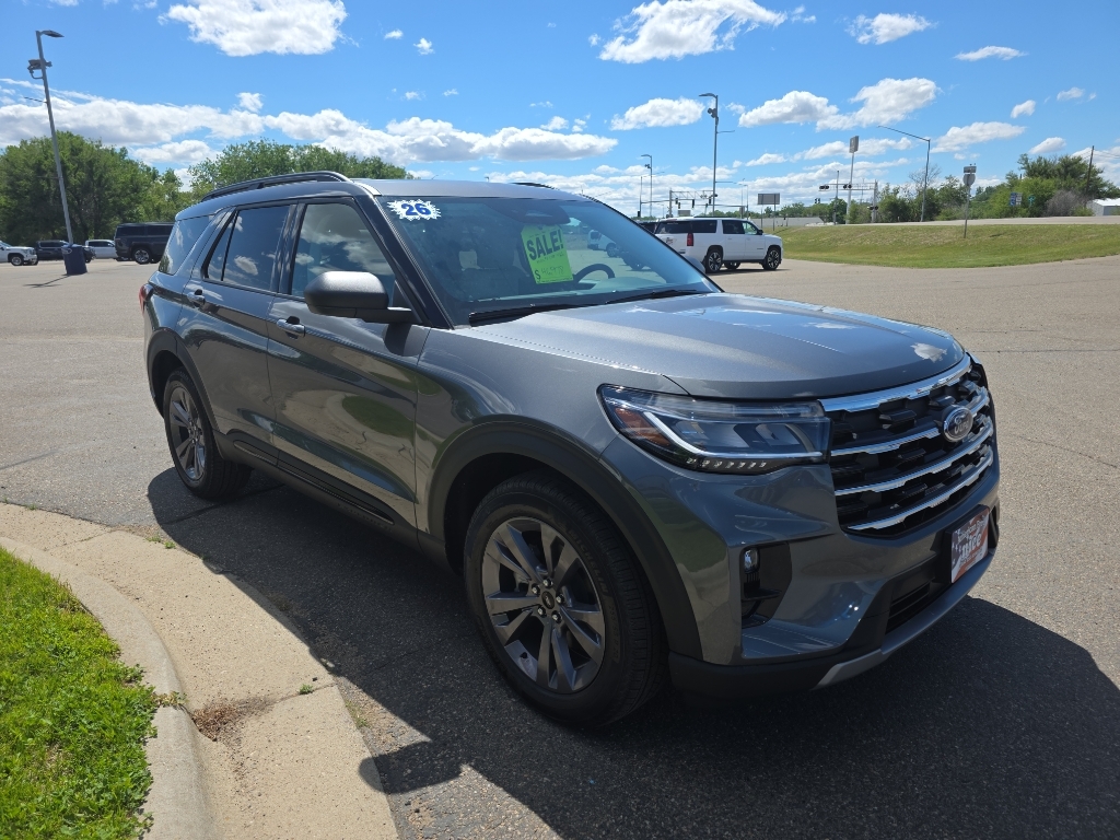 2026 Ford Explorer Active w/200A Pkg - Carbonized Gray Metallic exterior view 3
