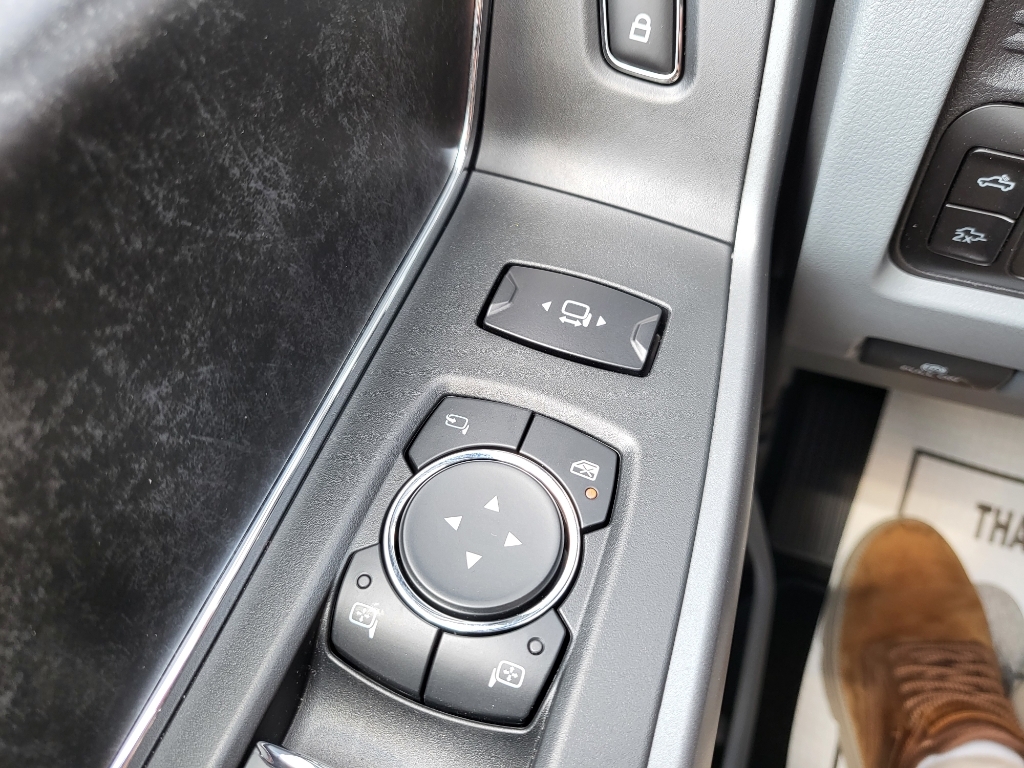 2026 Ford F-350 Super Duty - Carbonized Gray Metallic exterior view 16