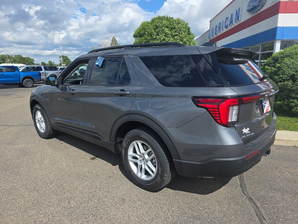 2026 Ford Explorer Active w/200A Pkg - Carbonized Gray Metallic exterior view 5