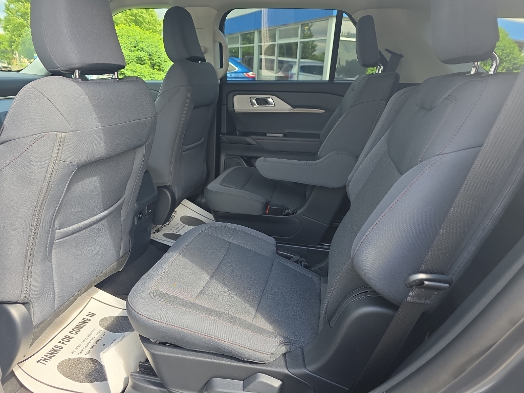 2026 Ford Explorer Active w/200A Pkg - Carbonized Gray Metallic exterior view 18