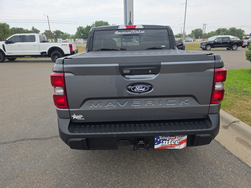 2026 Ford Maverick LARIAT - Carbonized Gray Metallic exterior view 5