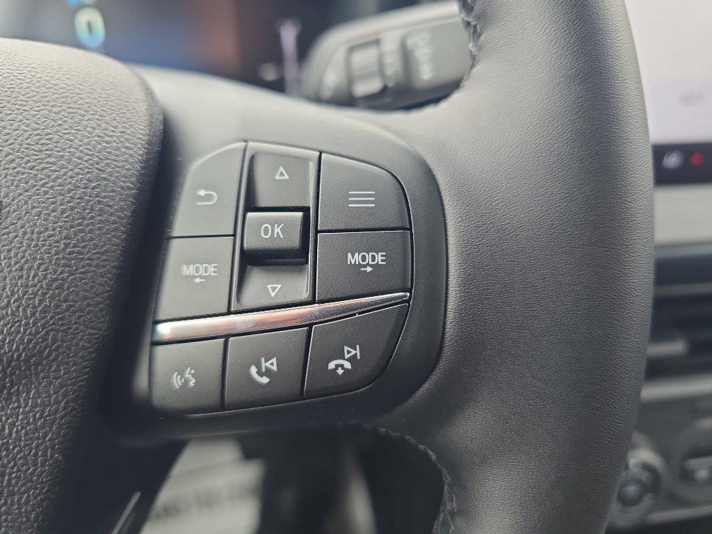 2026 Ford Maverick LARIAT - Carbonized Gray Metallic exterior view 10