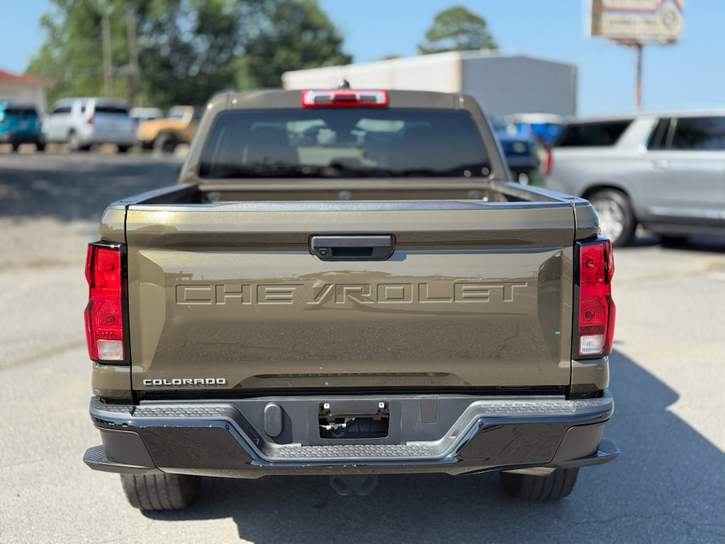 2023 Chevrolet Colorado 2WD Work Truck photo 6