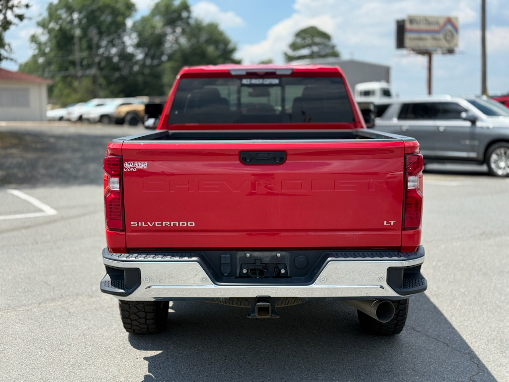 2024 Chevrolet Silverado LT photo 6