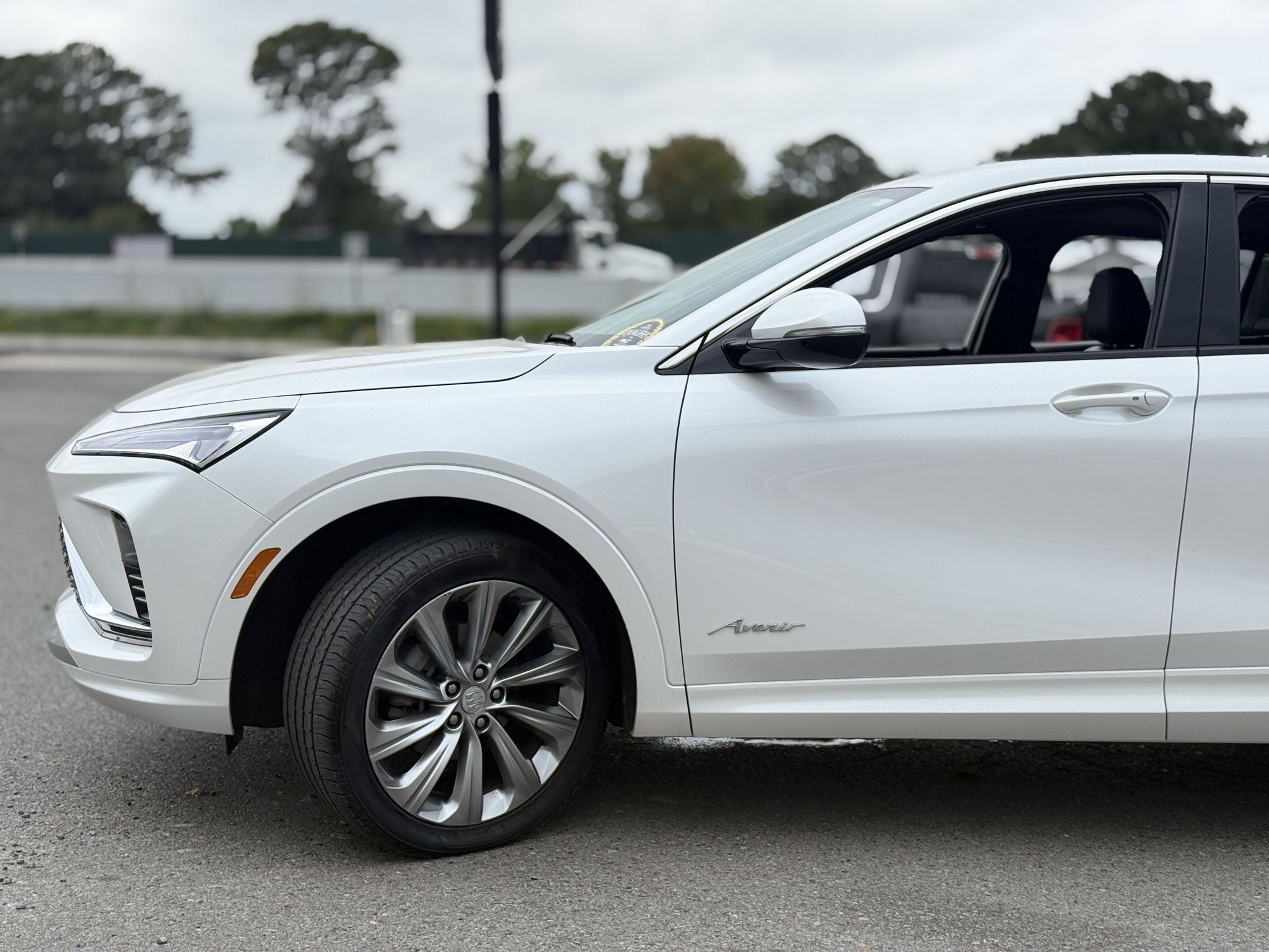 2024 Buick Envista Avenir photo 5