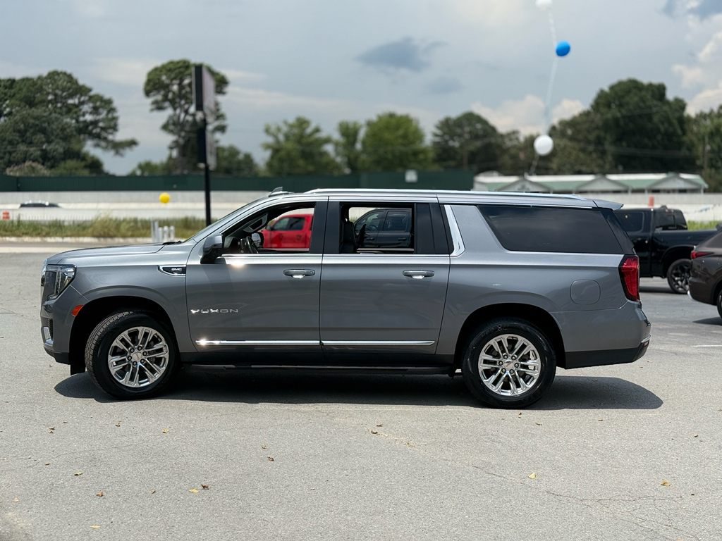2021 GMC Yukon XL SLT photo 4