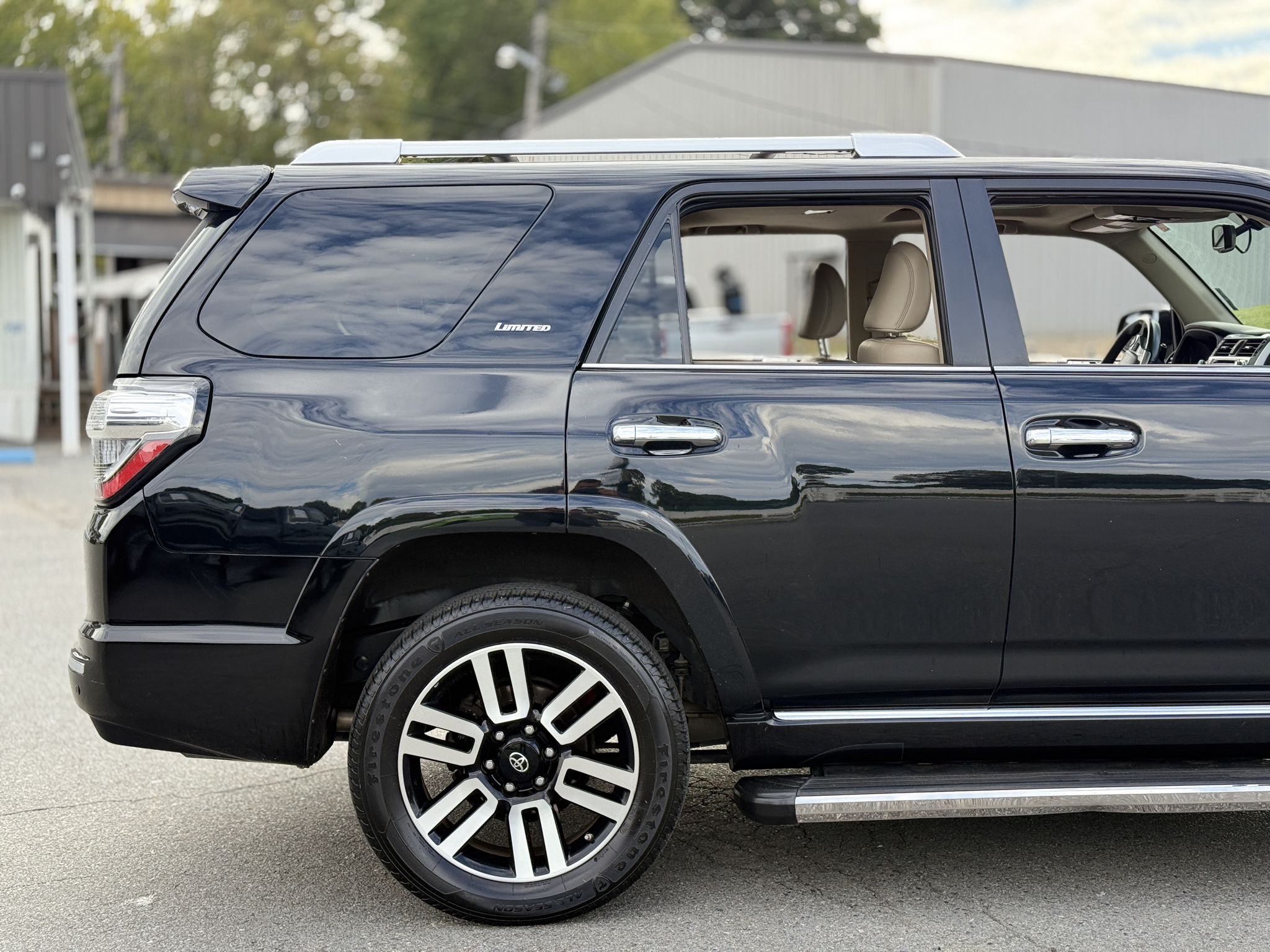 2018 Toyota 4Runner Limited photo 6