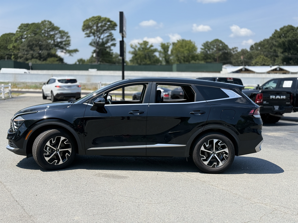 2024 Kia Sportage EX photo 4