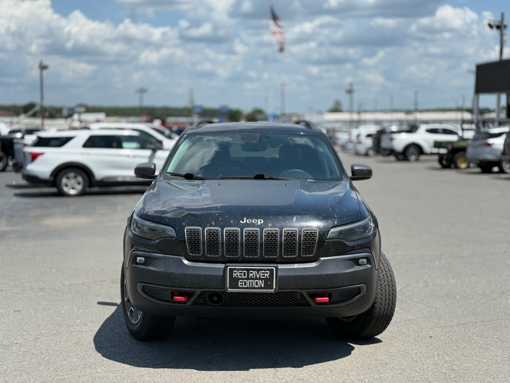 2021 Jeep Cherokee Trailhawk photo 2