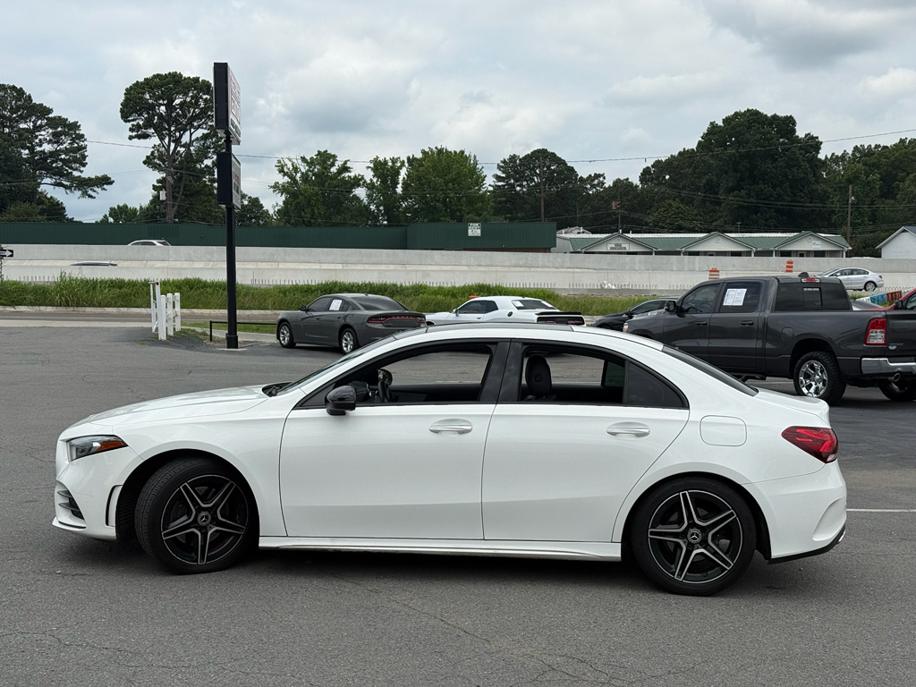 2019 Mercedes-Benz A-Class A220 photo 4