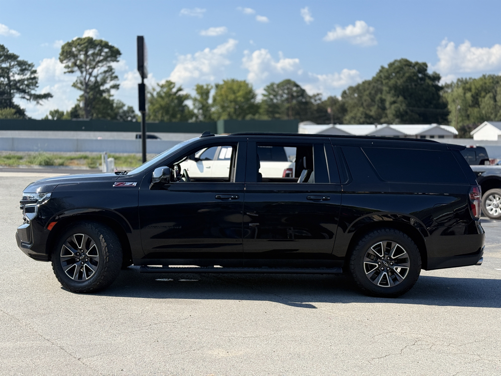 2023 Chevrolet Suburban Z71 photo 4