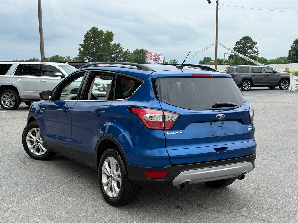 2017 Ford Escape SE photo 5