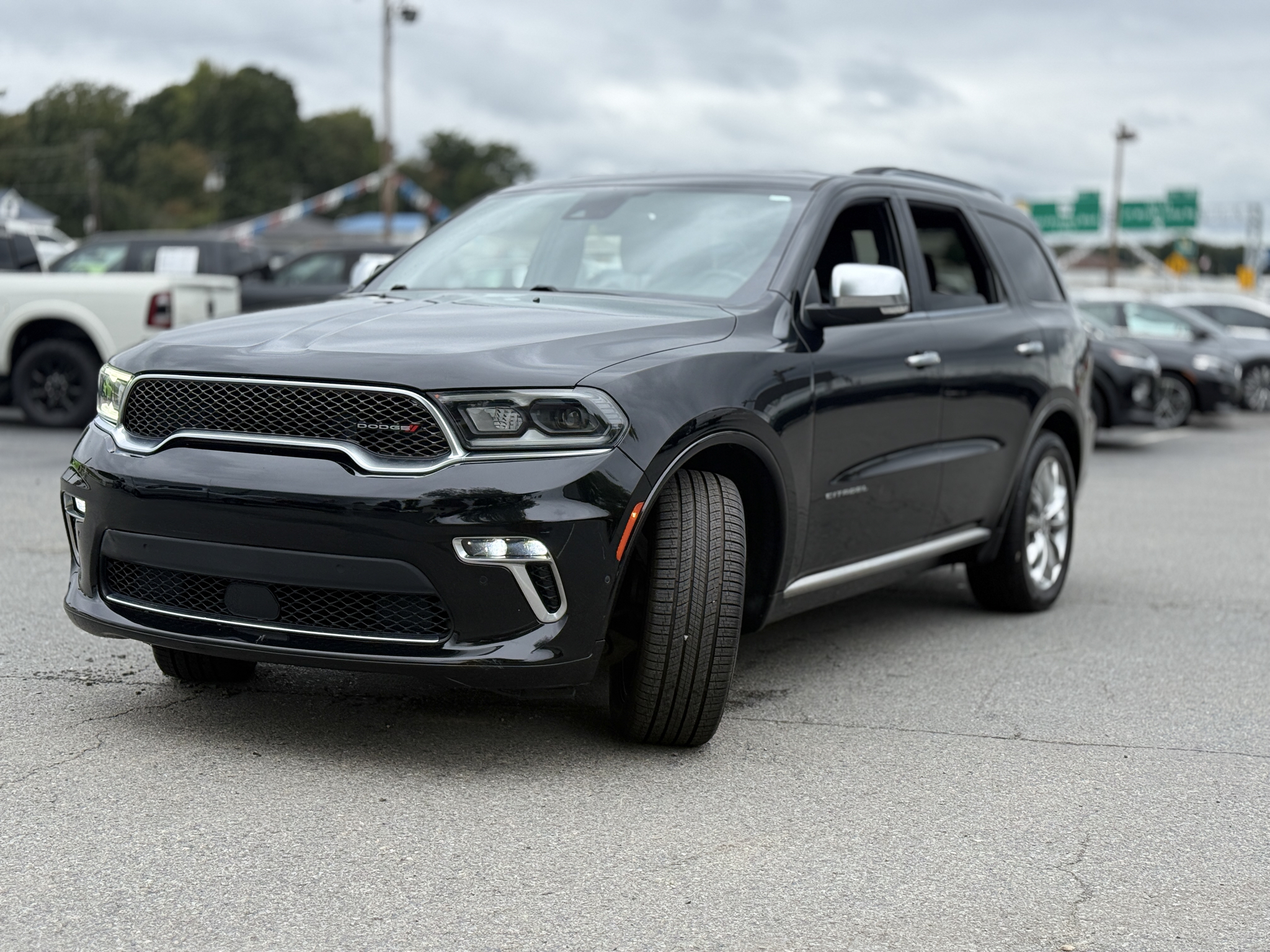 2023 Dodge Durango Citadel photo 3