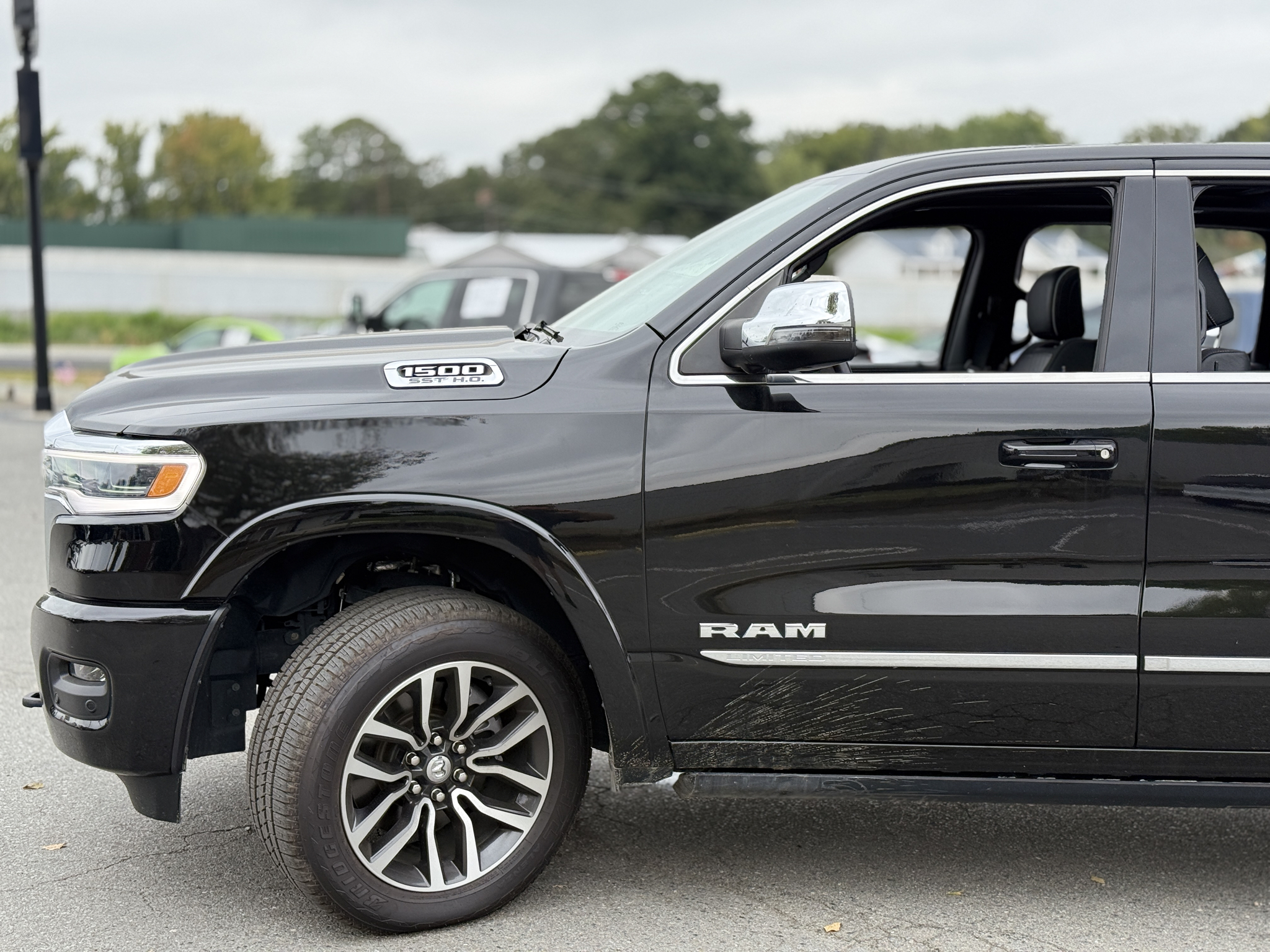 2025 Ram 1500 Limited photo 4