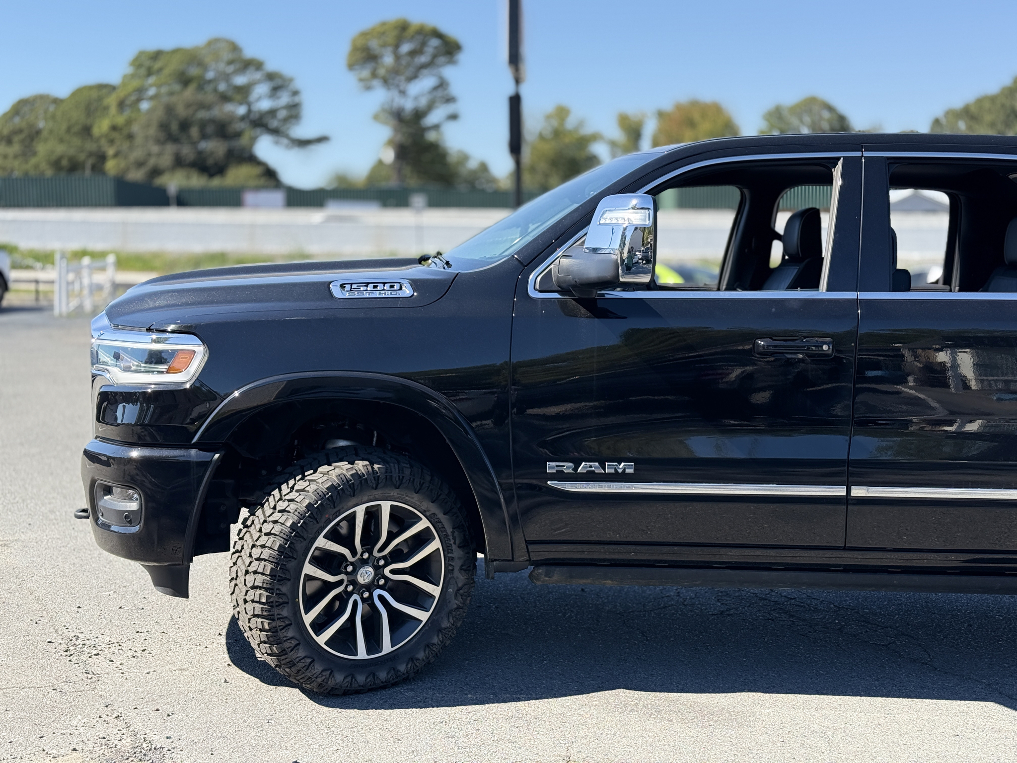 2025 Ram 1500 Limited photo 5