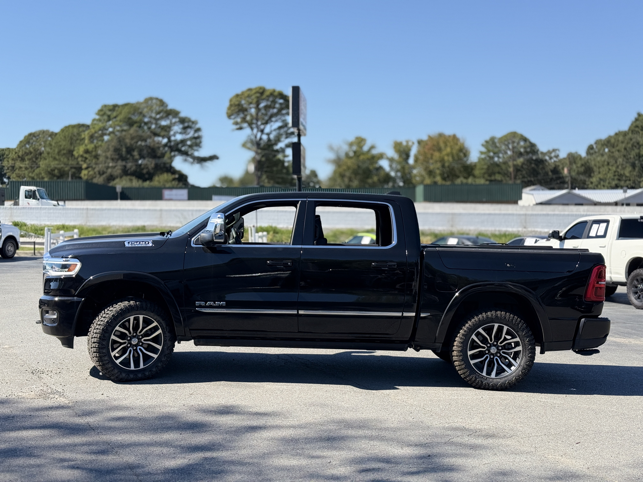 2025 Ram 1500 Limited photo 4