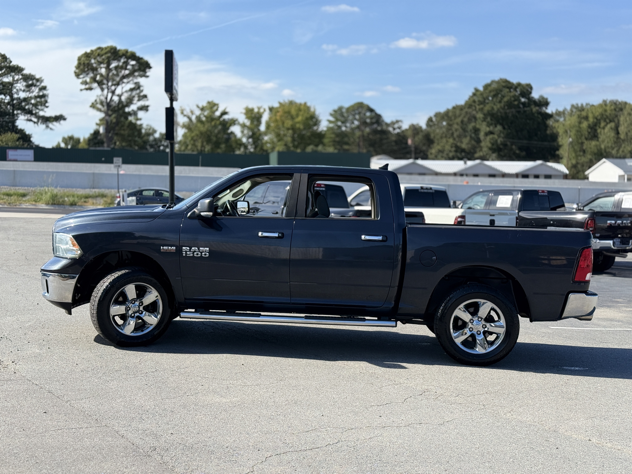 2015 Ram 1500 Big Horn photo 4
