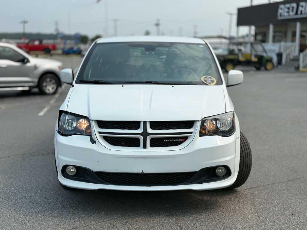 2019 Dodge Grand Caravan SE photo 2