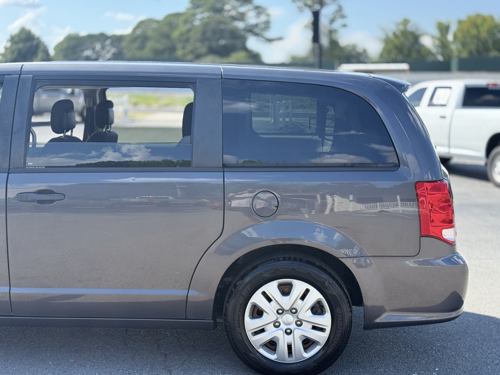 2019 Dodge Grand Caravan SE photo 6