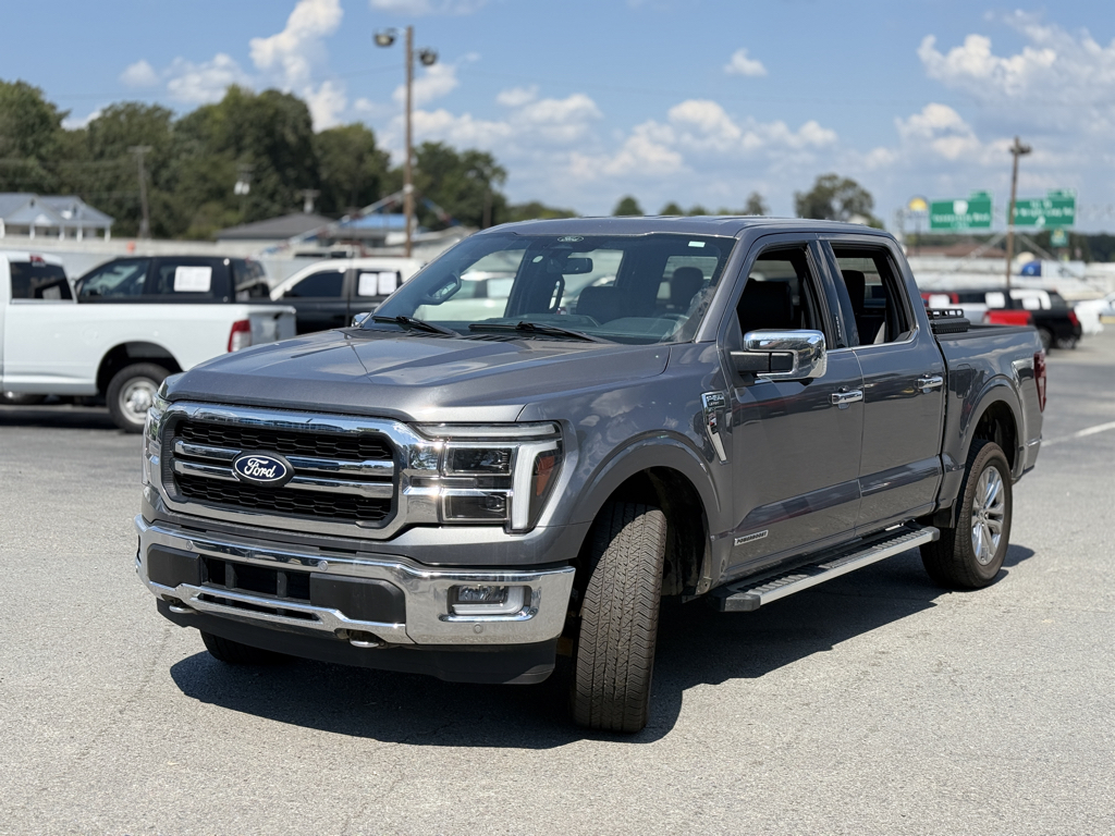 2024 Ford F-150 LARIAT photo 3