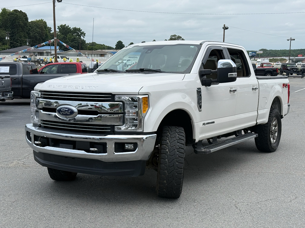 2017 Ford F-250 Lariat photo 3