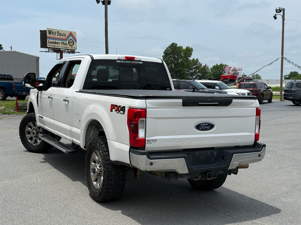 2017 Ford F-250 Lariat photo 6