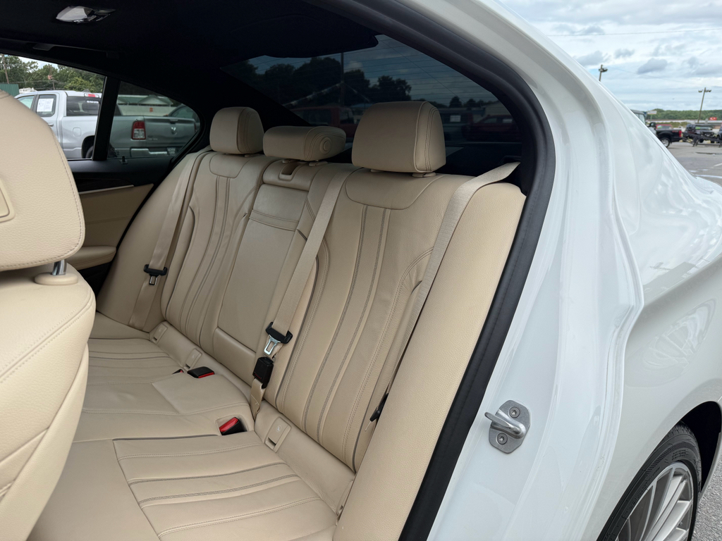 2020 Bmw 540i representative vehicle photo