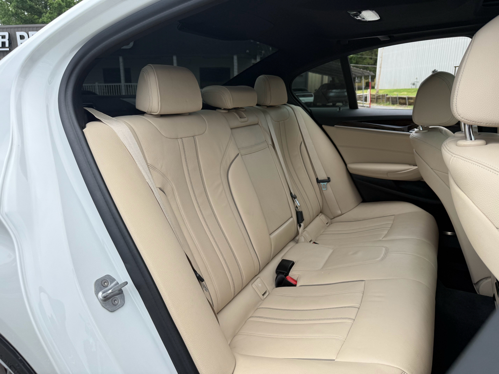 2020 Bmw 540i representative vehicle photo