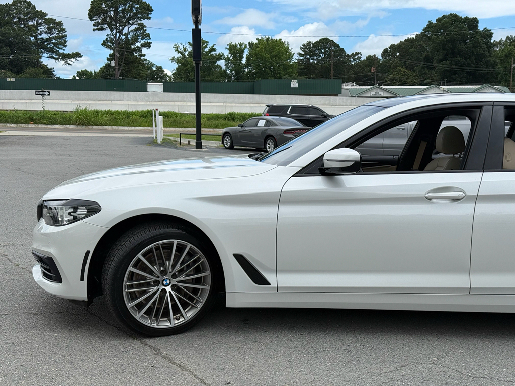 2020 Bmw 540i representative vehicle photo