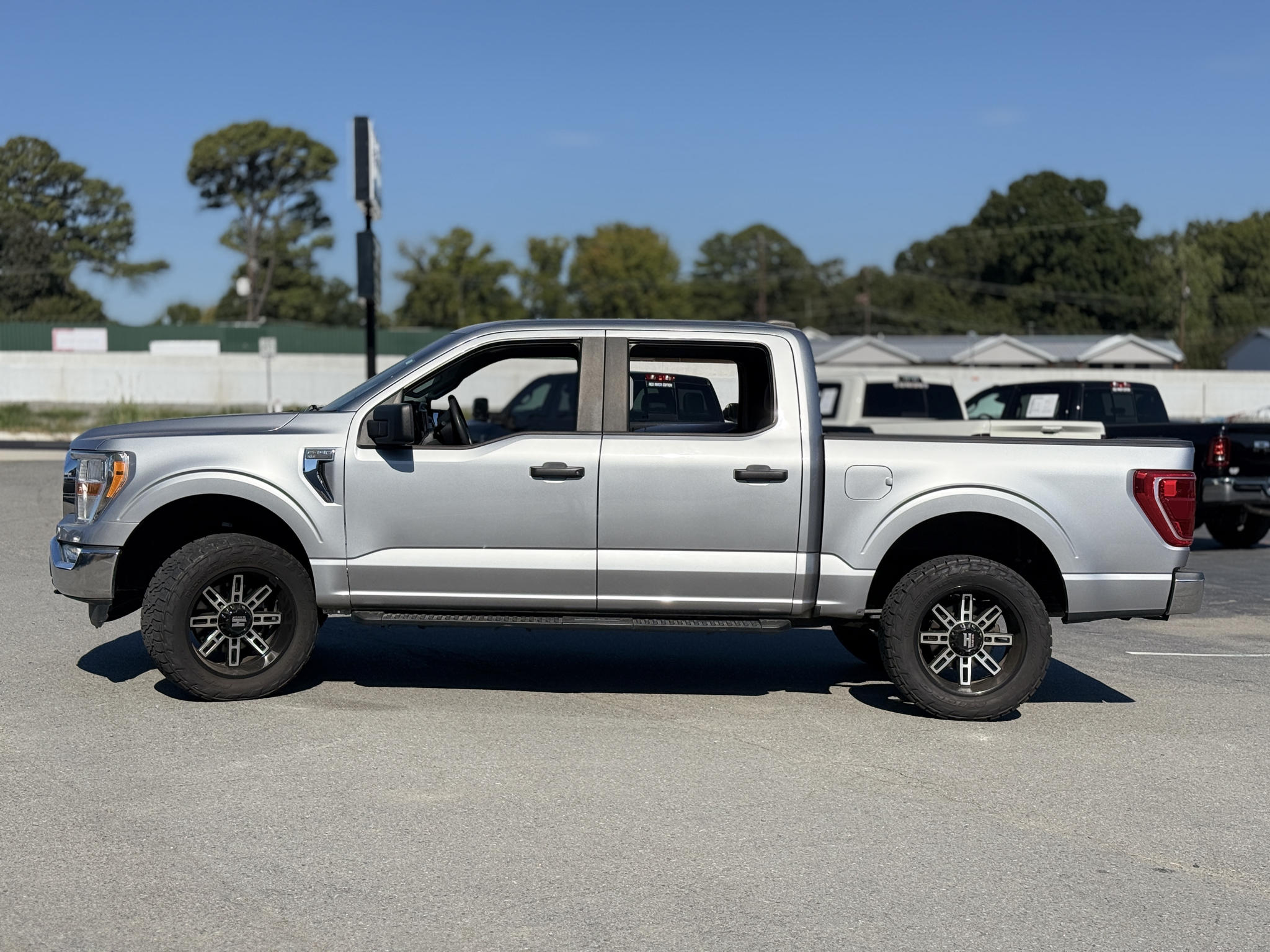 2021 Ford F-150 XLT photo 5