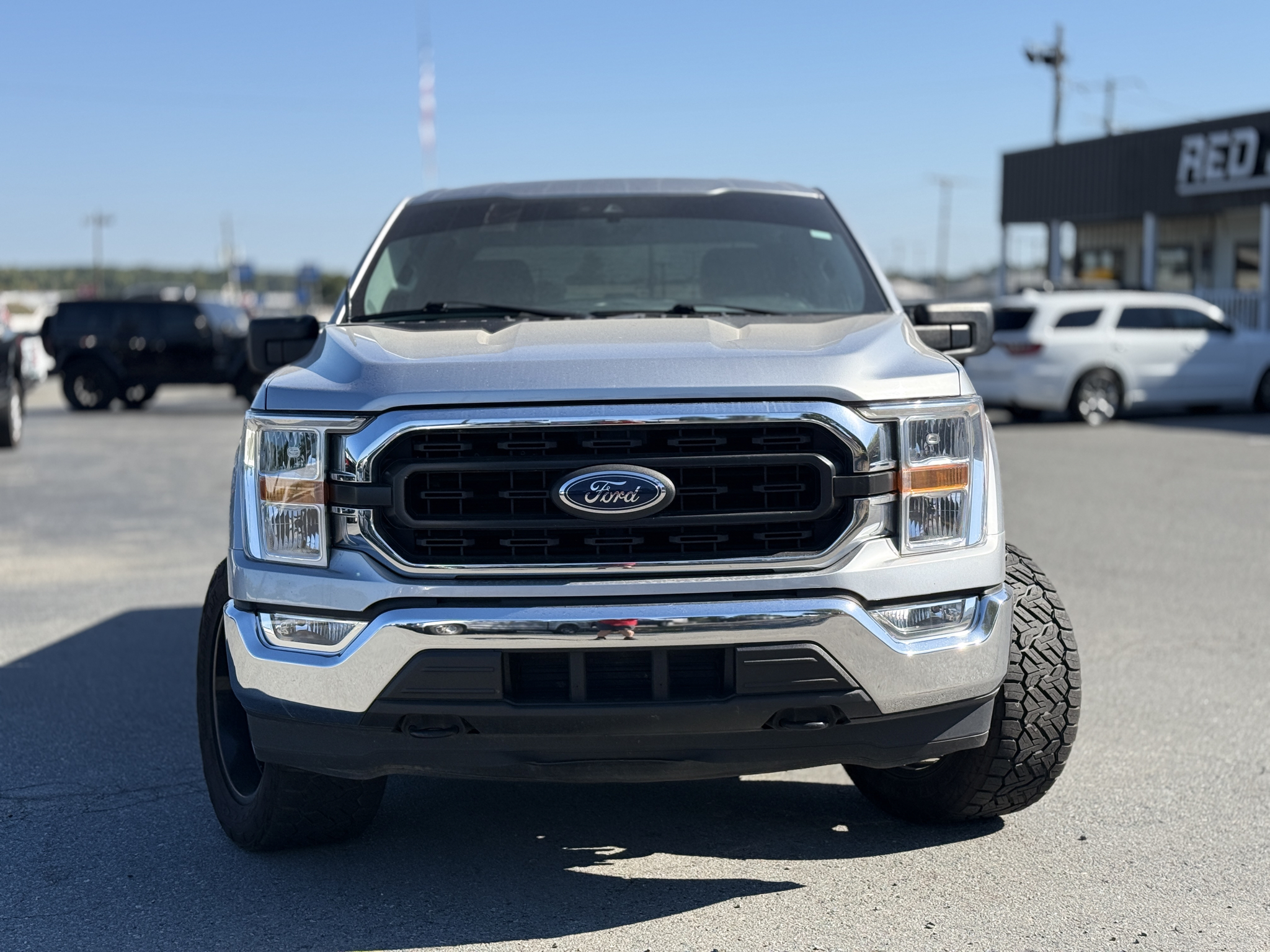 2021 Ford F-150 XLT photo 2