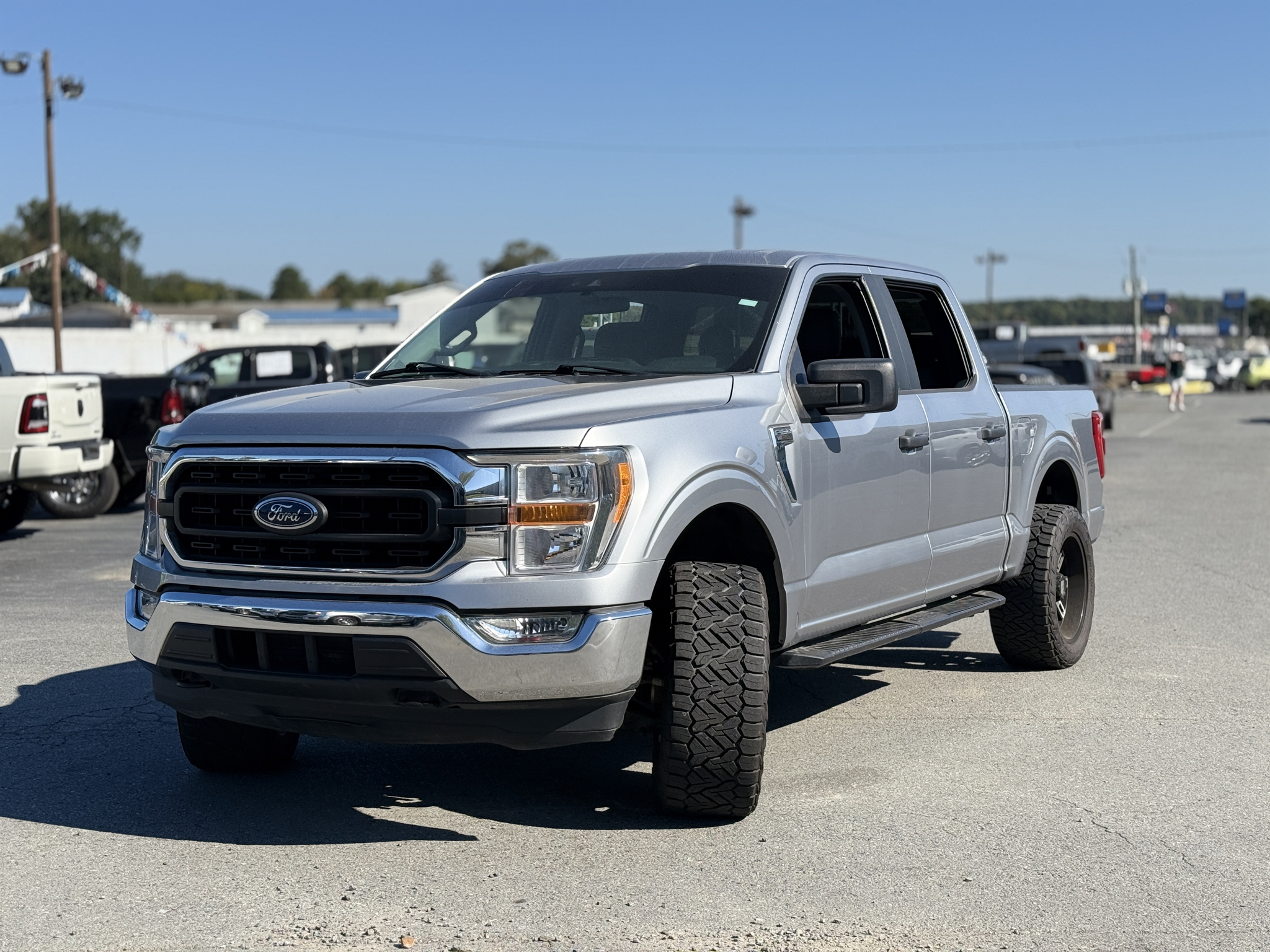 2021 Ford F-150 XLT photo 3
