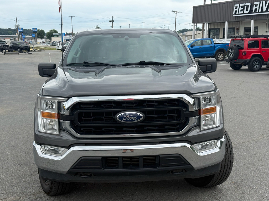 2021 Ford F-150 XLT photo 2