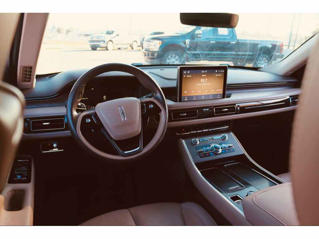 2023 Lincoln Aviator Reserve photo 6