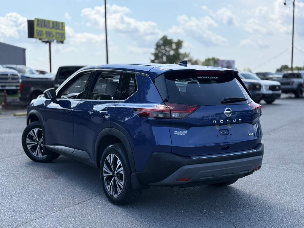 2021 Nissan Rogue SV photo 5