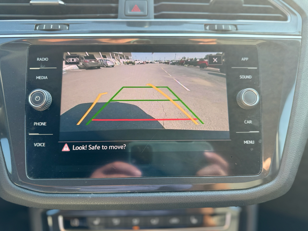 2021 Volkswagen Tiguan representative vehicle photo