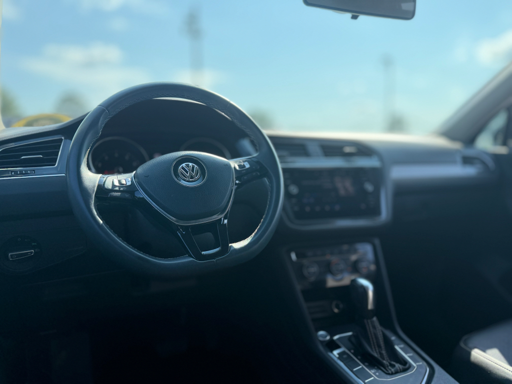 2021 Volkswagen Tiguan representative vehicle photo