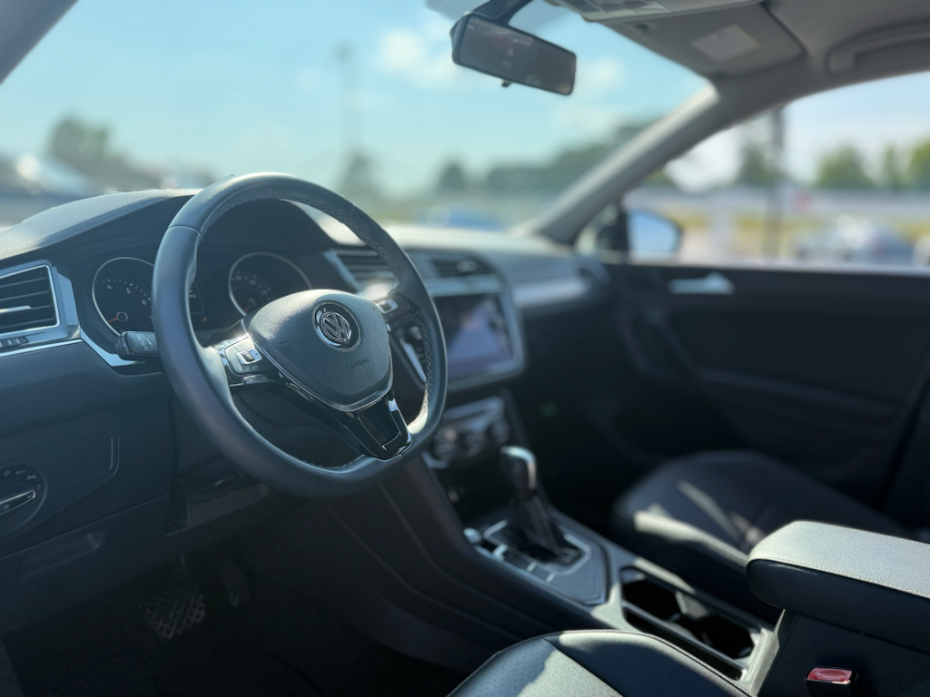 2021 Volkswagen Tiguan representative vehicle photo