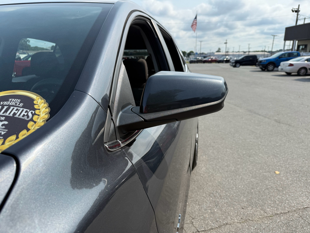 2022 Chevrolet Equinox representative vehicle photo