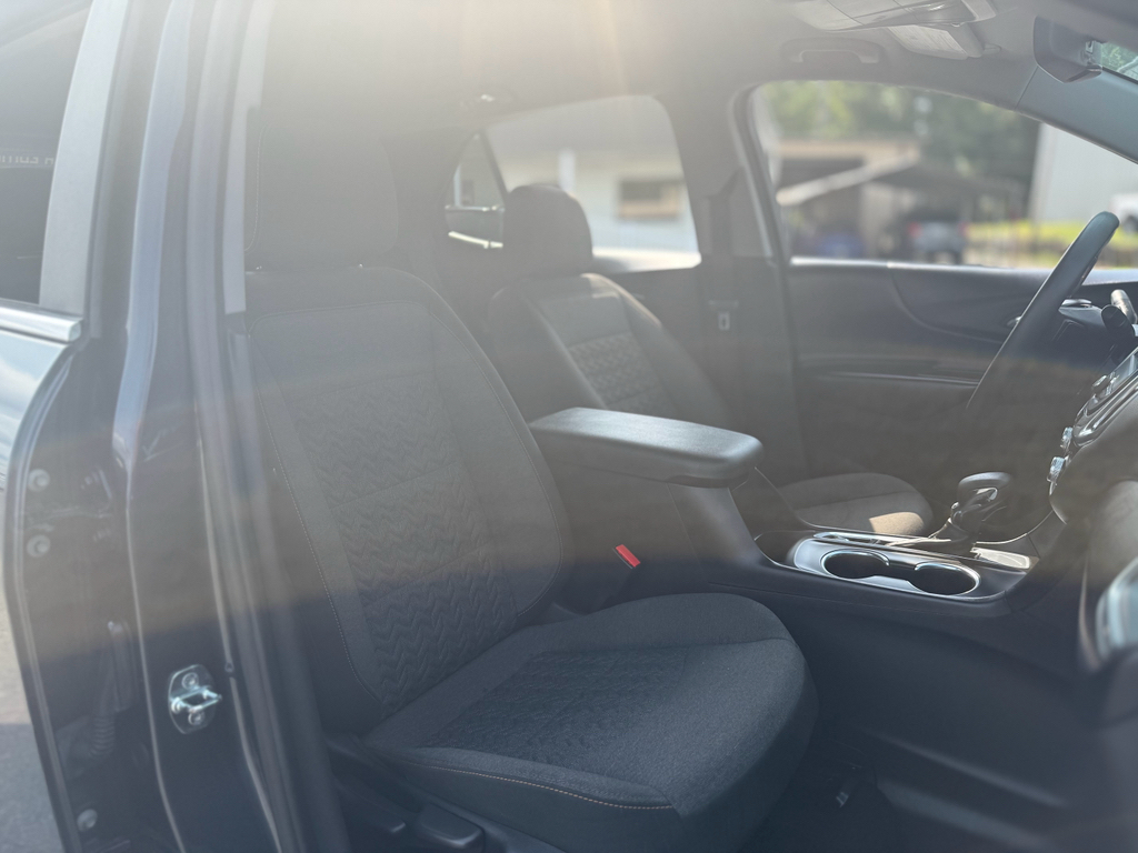 2022 Chevrolet Equinox representative vehicle photo