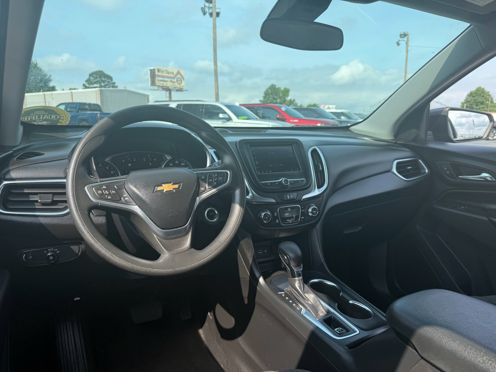2022 Chevrolet Equinox representative vehicle photo