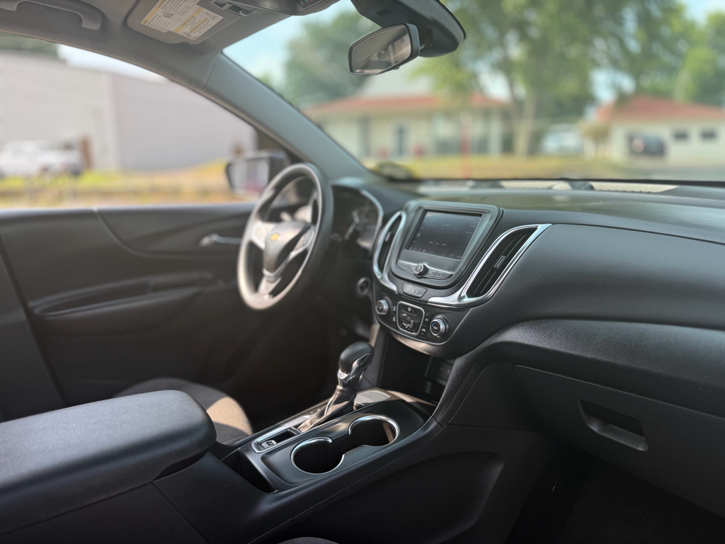 2022 Chevrolet Equinox representative vehicle photo