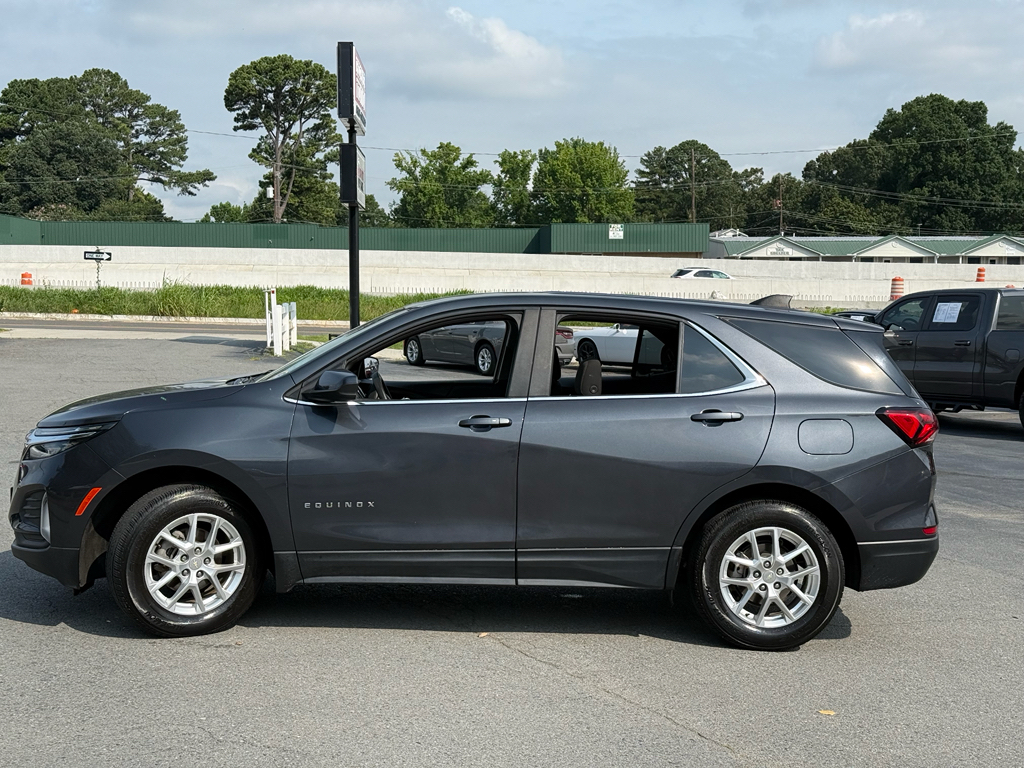 2022 Chevrolet Equinox LT photo 4